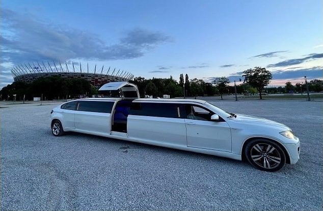 Limuzyna BMW — 2
