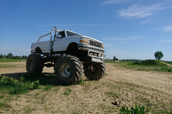 Emocje w Monster Trucku